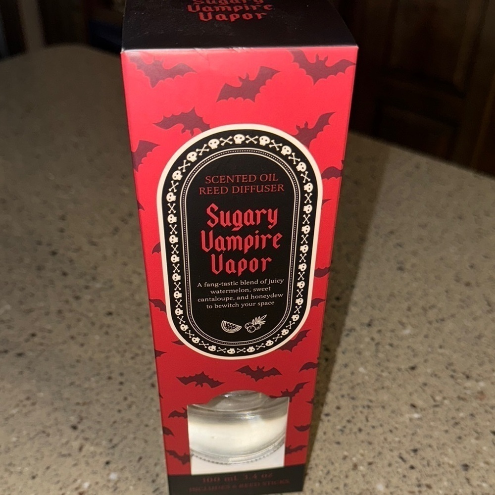 Sugary vampire vapor scented oil read diffuser